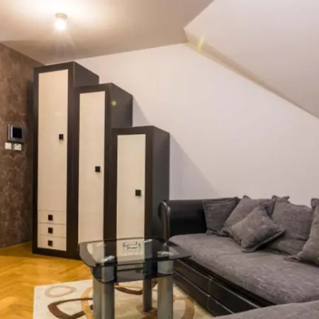 Adzic Apartment